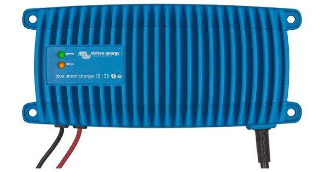 VICTRON Blue Smart IP67 12/25